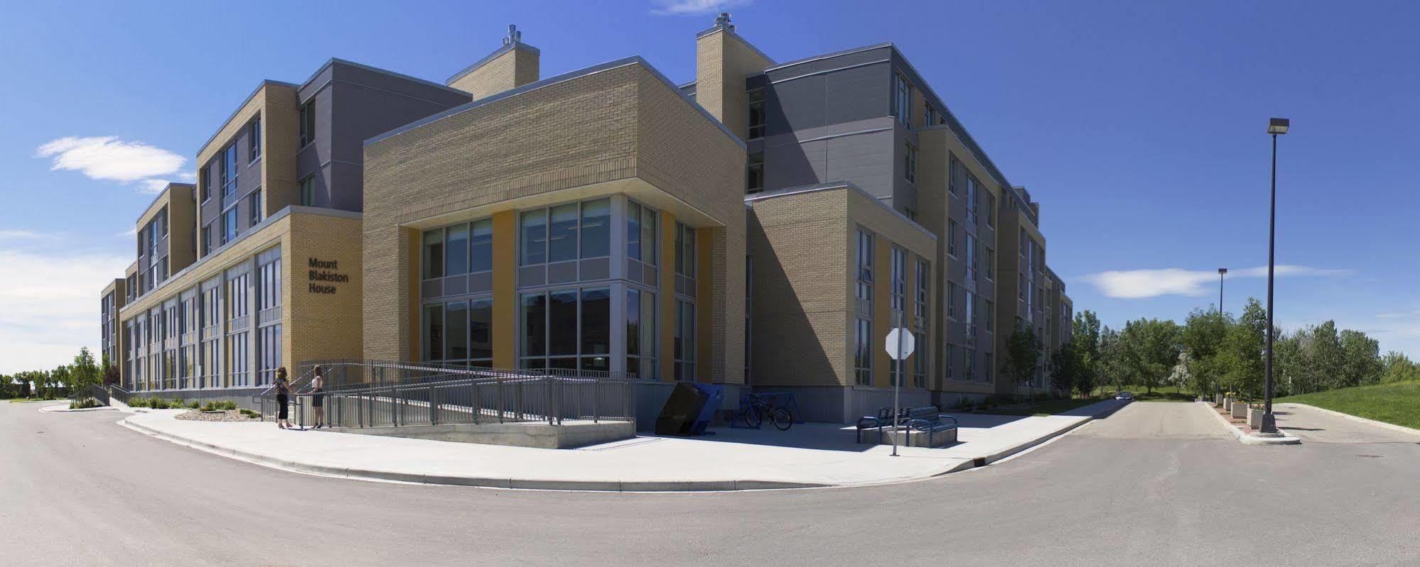 University Of Lethbridge Lux Hotel Exterior foto